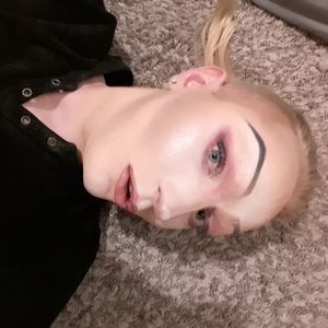 Meet your Posher, Jewels